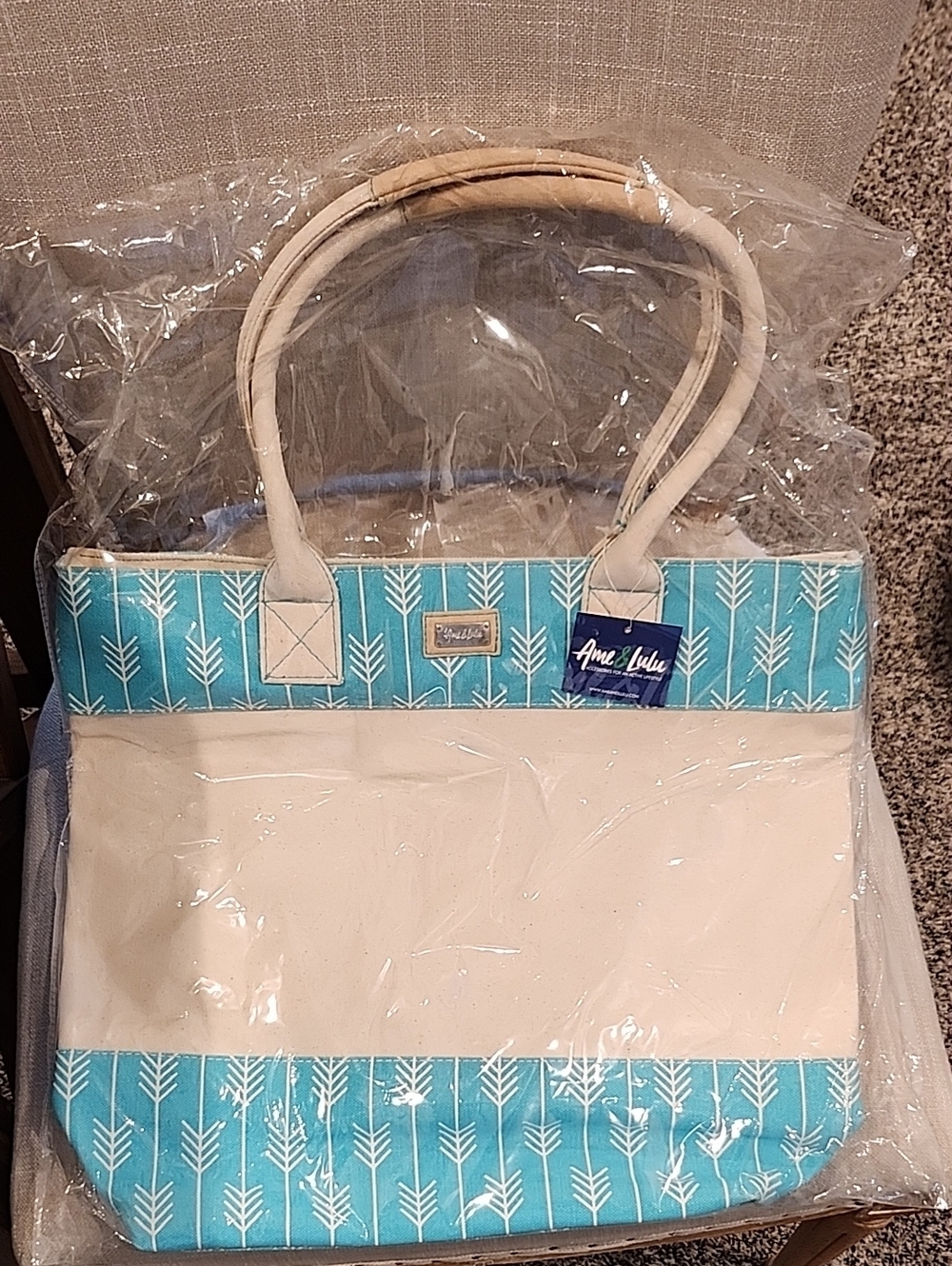 Ame & Lulu New Turquoise-Accent Canvas Tote Bag
